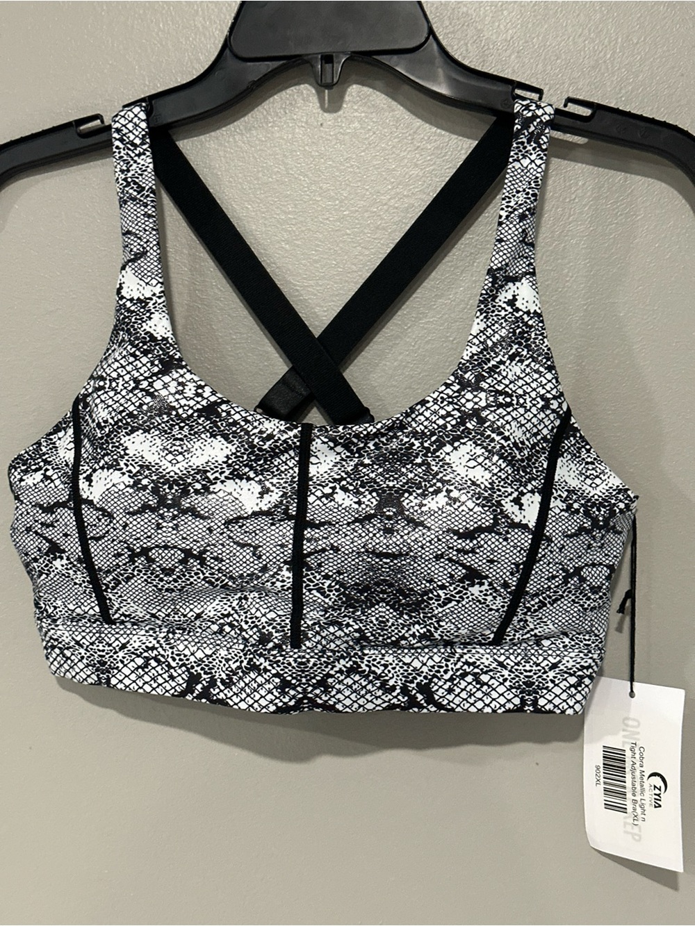 ZYIA Black & White Snake-Print Crossback Sports Bra